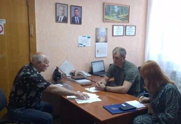 Глава Шахтерского округа провел прием граждан