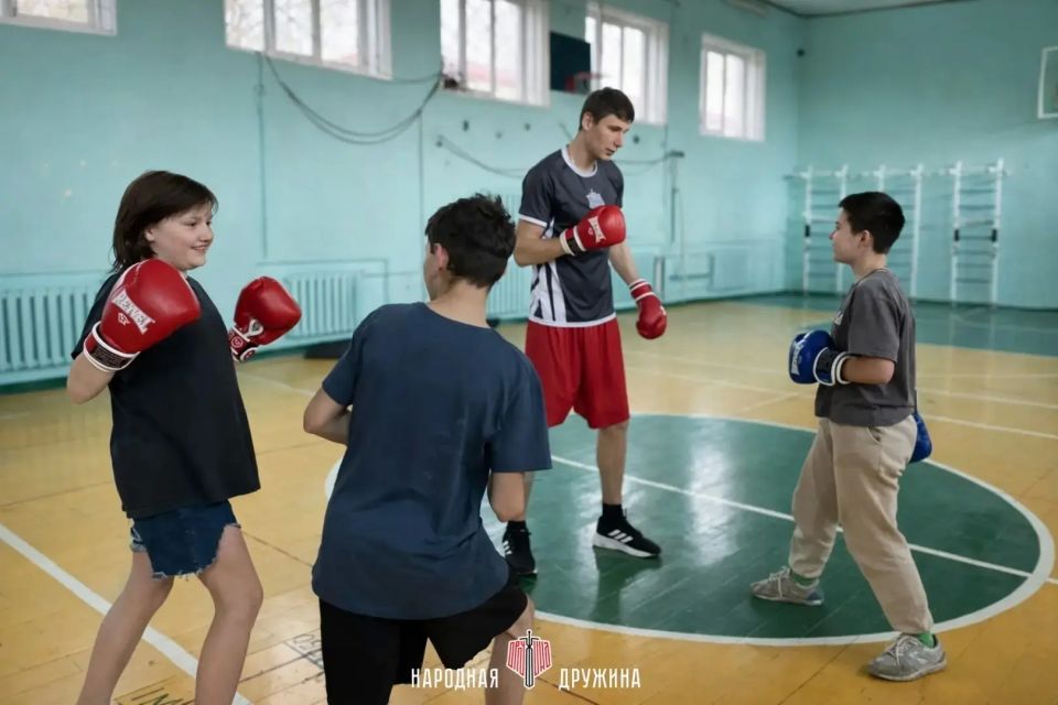 В Амвросиевском муниципальном округе большое внимание уделяется развитию молодежи