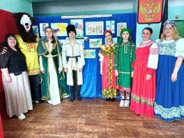 В Снежном прошли мероприятия ко Дню России