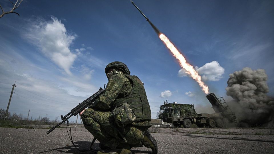 "Надеюсь, что в июне дожмем": военный эксперт раскрыл, как войска заходят в Рай-Александровку