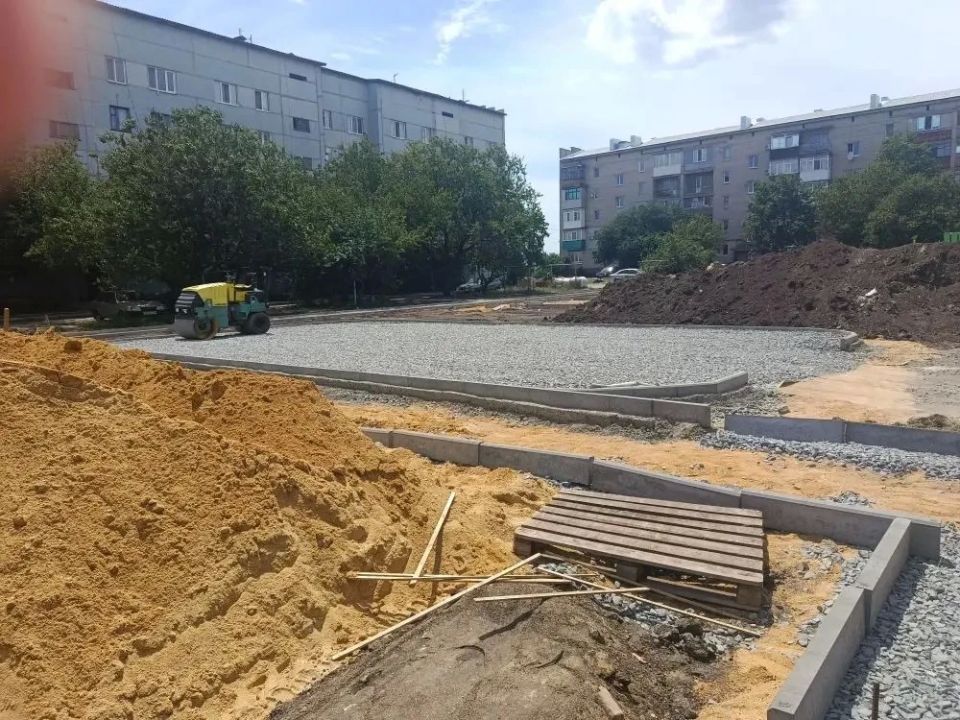Продолжаются работы по благоустройству территории, победившей в прошлом голосовании за территории по благоустройству (ФКГС)