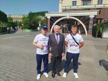 Участники проекта «Старшее поколение» ГБУ «ЦФЗН Спорт для всех» в составе сборной команды ДНР выступили на Всероссийском турнире по футболу среди ветеранов, посвящённом Дню России