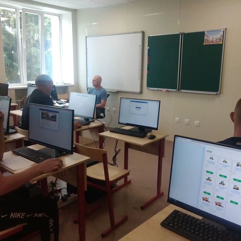 Итоги экзаменов на право управления самоходными машинами!
