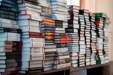 До конца года в библиотеки поступит более 120 тысяч новых книг, сообщил зампред Правительства ДНР Кирилл Макаров