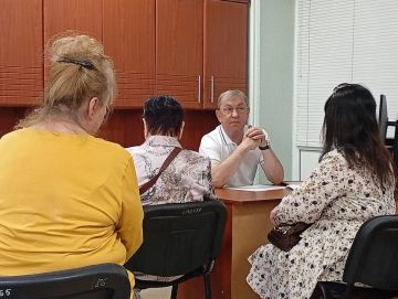На очередном личном приеме, который провел сегодня в администрации Ясиноватой, рассмотрел обращения жителей Ясиноватой, Авдеевки, Верхнеторецкого