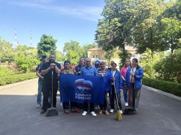 Акция «Чистый четверг» в Ленинском районе города Донецка!