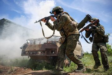 Российская армия в Красном Лимане за сутки очистила от ВСУ 47 зданий