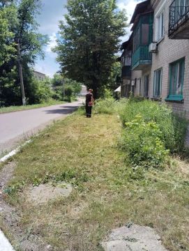В соответствии с планом благоустройства и поддержания санитарного состояния территорий, производственный участок города Дебальцево, посёлка городского типа Мироновский и города Светлодарск Енакиевского филиала по управлению...
