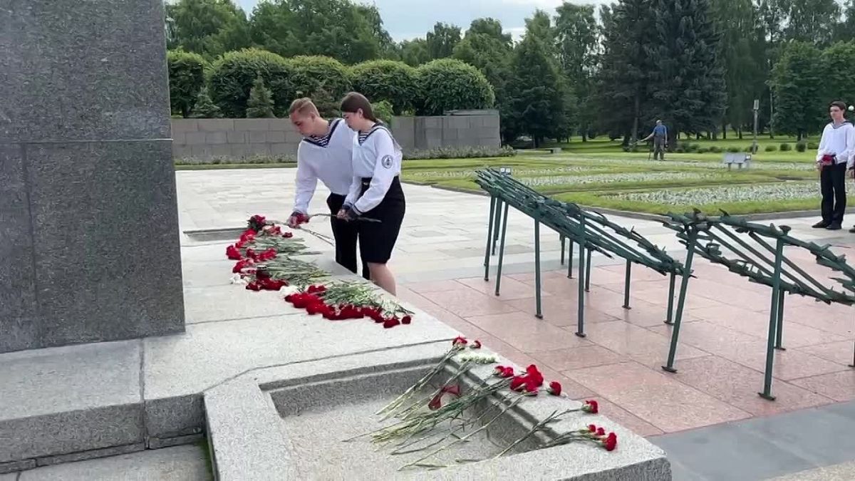 Выпускники Мариупольского морского лицея побывали в лицее-побратиме в Санкт-Петербурге
