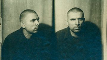 ФСБ рассекретила дело возившего людей на расстрел предателя Звигунова