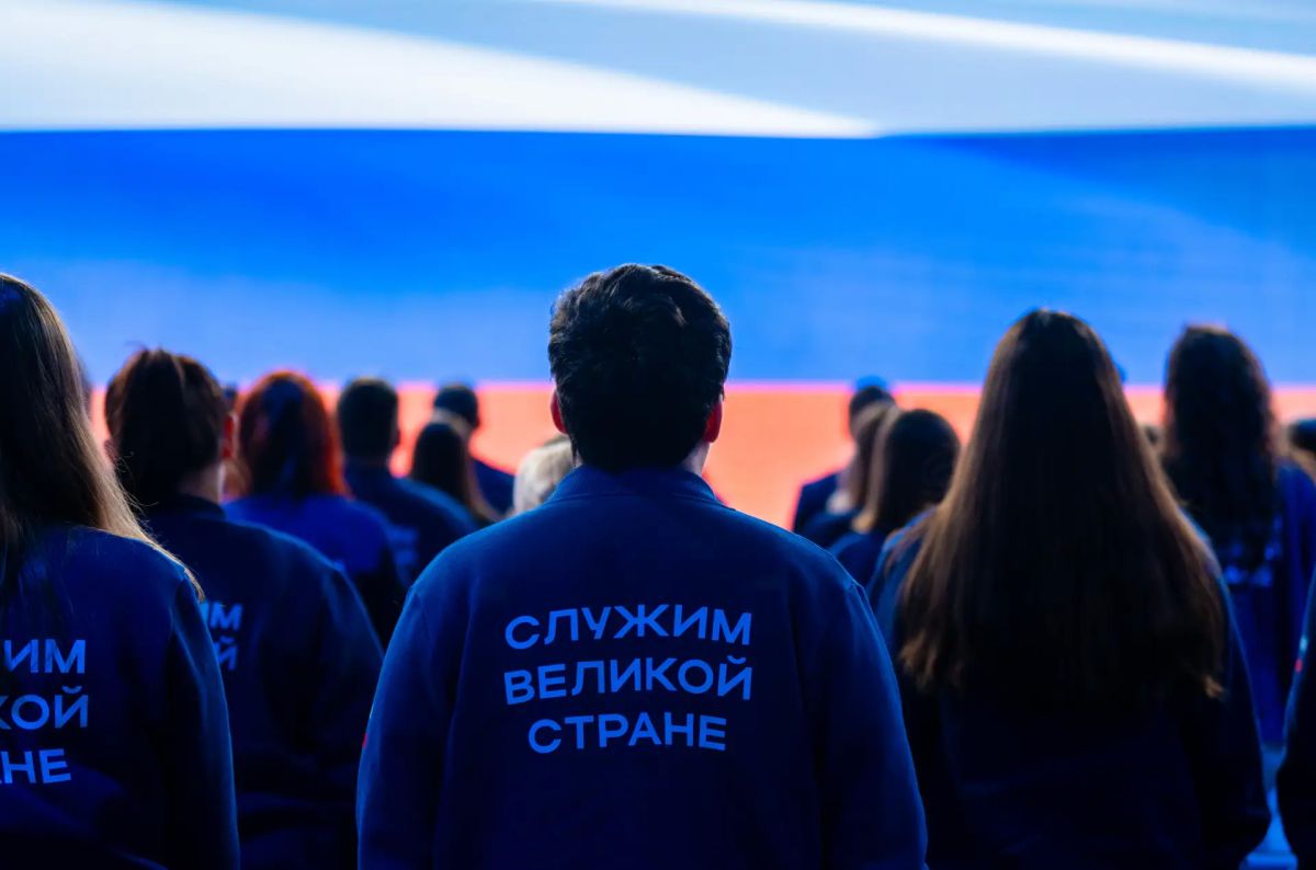 Если тебе от 18 до 35 лет, и ты хочешь прокачать навыки, получить уникальный опыт и стать частью команды федеральных органов — этот шанс для тебя