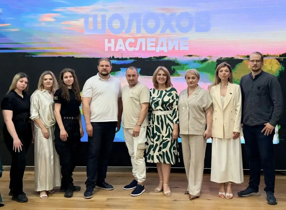 Юлия Крюкова, Александра Усачева и Александр Гриденко посетили закрытый показ фильма «Наследие» ко дню рождения Михаила Шолохова