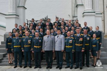 В Кремле с Владимиром Путиным встретились лучшие выпускники вузов МЧС России