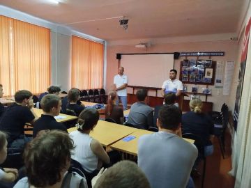 «ОТ ТЕОРИИ К ПРАКТИКЕ»: ВСТРЕЧА ФИЛИАЛА «ХАРЦЫЗСКТЕПЛОСЕТЬ» СО СТУДЕНТАМИ КОЛЛЕДЖА