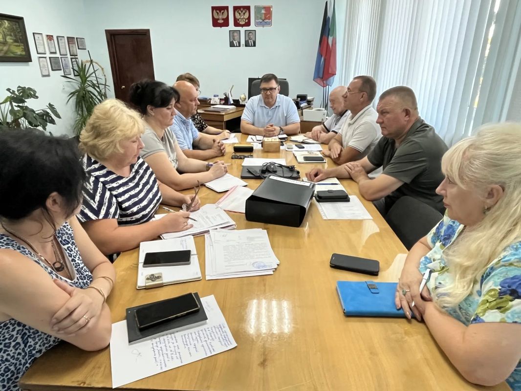 Сегодня, 1 июля 2026 года, Глава Новоазовского муниципального округа Василий Овчаров провел оперативное совещание по рабочим вопросам с участием заместителей Главы и руководителей структурных подразделений Администрации...