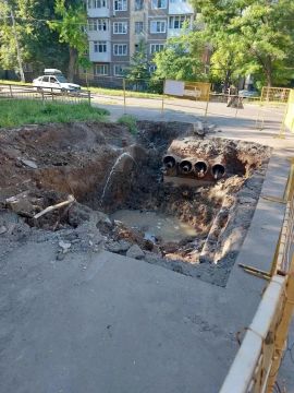 Александр Мальков провел встречу с трудовым коллективом ГУП ДНР «Вода Донбасса» в Пролетарском районе Донецка
