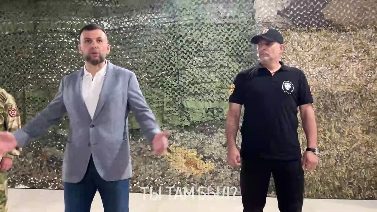 Павел Кукушкин: По случаю 12-тилетия Интербригады «Пятнашка» прошло торжественное построение и награждение бойцов подразделения
