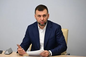 Глава ДНР Денис Пушилин заявил, что при освобождении Константиновки российские военные показали пример подлинного мужества, героизма и отваги