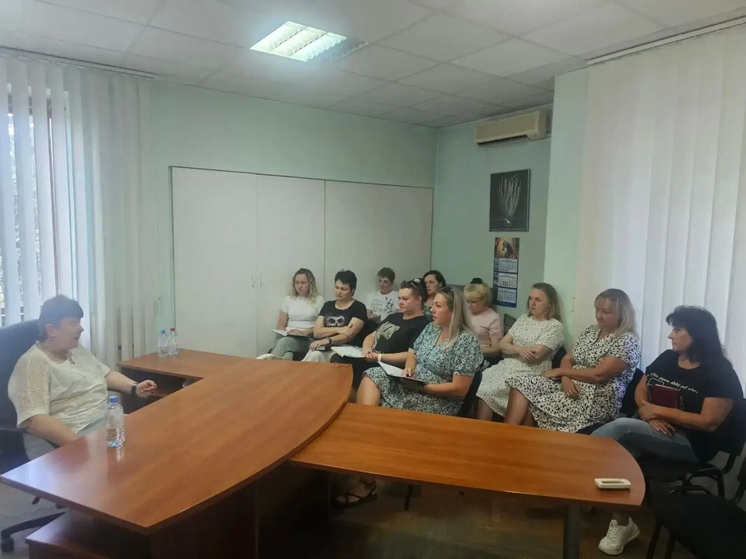 Эффективная помощь семьям: в Донецке прошел семинар по работе с зависимостью
