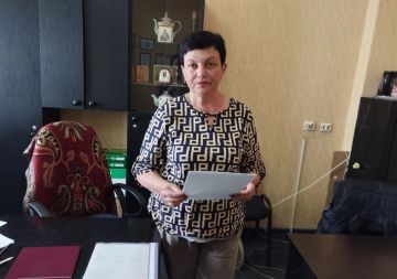 Сегодня, 6 июля 2026 года, В рамках проектов «Управдом» и "Школа ЖКХ", активист района Марина Комарь провела встречу жителями по адресу ул. Петровского, 66