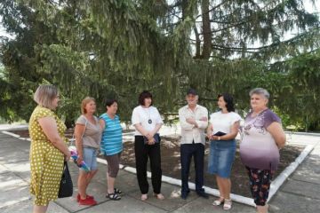 Сегодня заместитель главы Администрации Володарского муниципального округа Васильева О.Ф. провела встречу с жителями п. Малиновка
