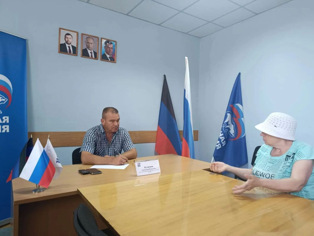 Денис Зубов: Прием граждан. Сегодня, 7 июля, в общественной приемной Всероссийской политической партии «Единая Россия» состоялся прием граждан, который провел временно исполняющий полномочия главы муниципального образования...