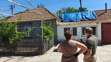 Глава муниципального образования Мангушский муниципальный округ Борис Трима совместно с заместителем главы администрации Михаилом Чекаловым провели выездное совещание в селе Стародубовка