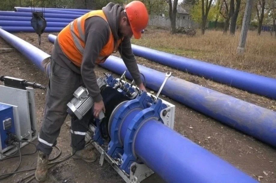 «Хлорирование воды — спасительная мера»: Донецкий специалист по водоочистным сооружениям рассказал о нюансах работы водопроводов в условиях ДНР