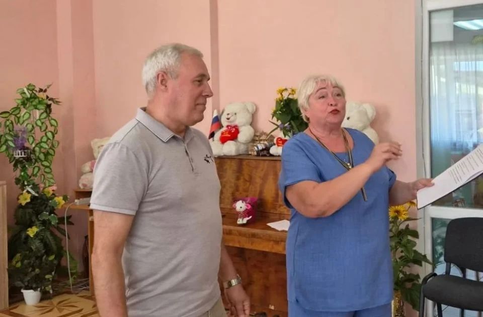 Евгений Поплавский: В честь празднования Всероссийского дня семьи, любви и верности в Центре социального обслуживания города Харцызска состоялось торжественное мероприятие, собравшее тех, для кого понятия «семья» и...