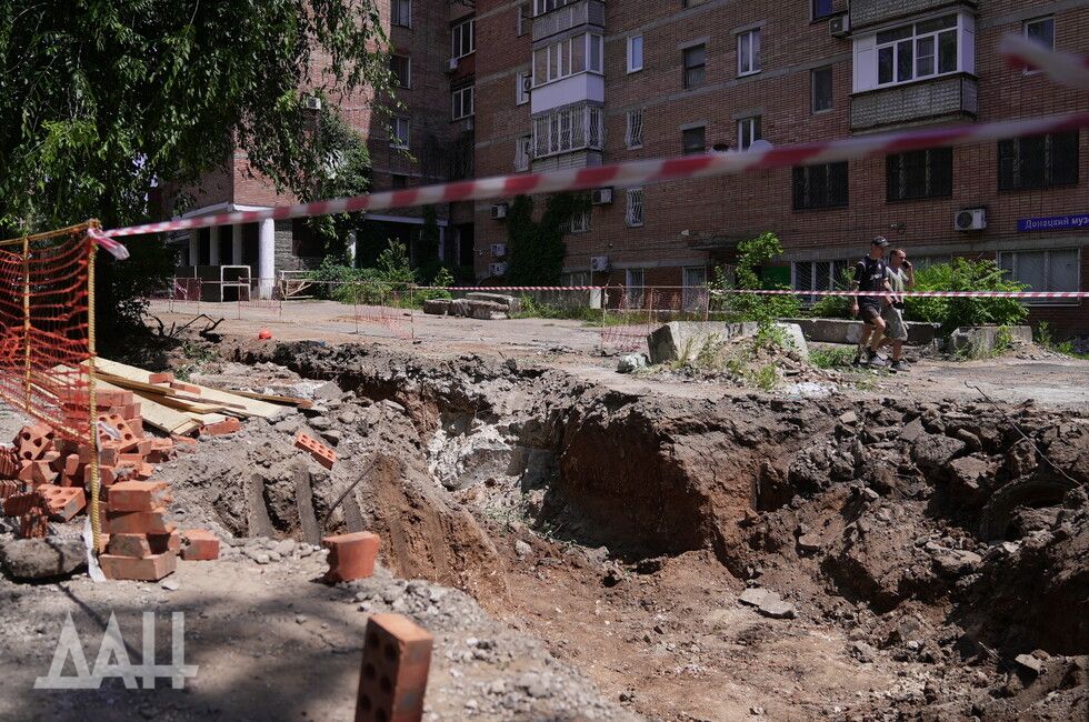 В ДНР планируют внедрить технологию ремонта коммунальных сетей без раскопок