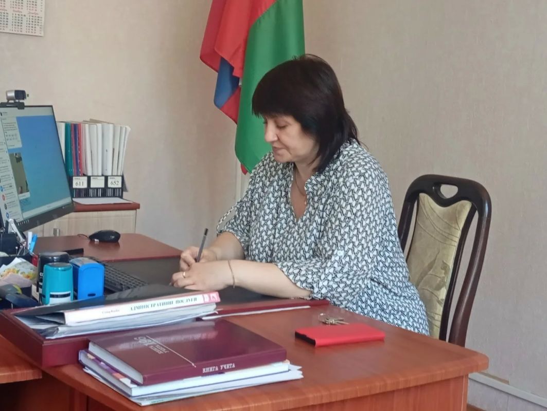 Сегодня, 8 июля, управляющий делами администрации городского округа Дебальцево Рудакова Инна Алексеевна провела встречу с коллективом Филиала № 29 Государственного казенного учреждения Донецкой Народной Республики...
