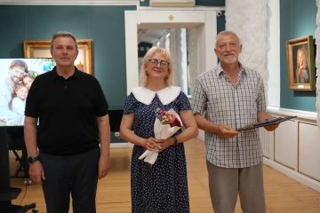 � ���������� � � ���� �����, ����� � �������� �� ������� ���� ����������� �����������, ������������ ����� 500 ������� ����������