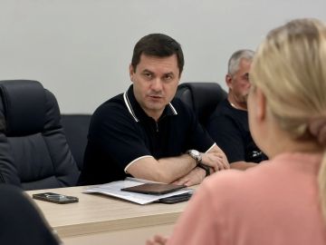 Сегодня провёл приём граждан