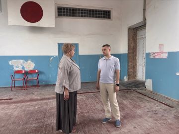Рабочий визит в Комсомольский дворец культуры
