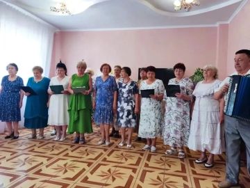 Семья - опора общества: в Харцызске чествовали крепкие супружеские пары