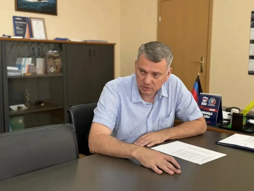 Ирина Кутенко: Провел рабочую встречу с представителями министерства спорта и туризма ДНР и фонда «Защитники Отечества» по вопросам развития адаптивного спорта, в частности следж-хоккея