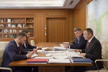 В Минстрое РФ обсудили подготовку к отопительному сезону и развитие ДНР