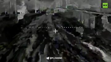 Операторы FPV-дронов меткими попаданиями разнесли технику ВСУ на Краснолиманском направлении в ДНР