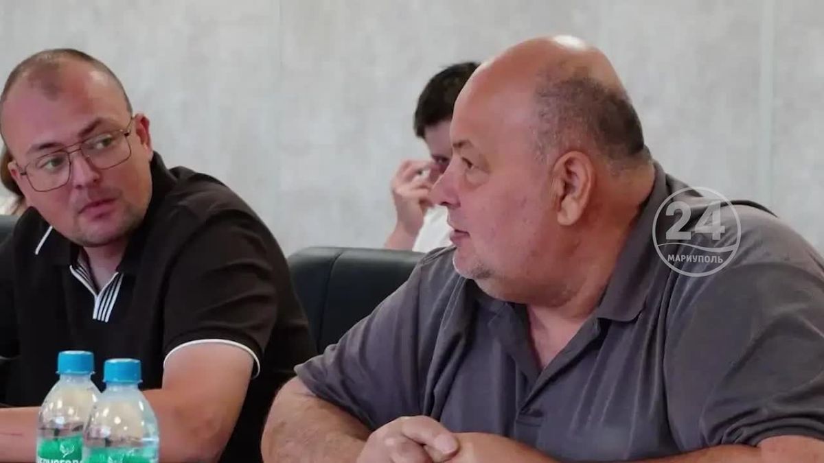 Предприниматели Мариуполя обсудили актуальные вопросы с представителями Минпромторга и ФНС