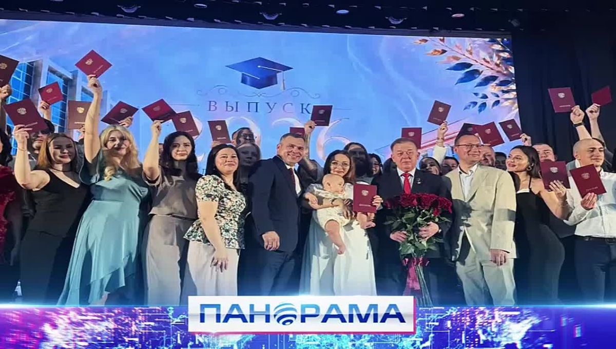 Новая смена медиков: более 400 выпускников ординатуры ДонГМУ получили дипломы