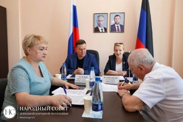 Константин Кузьмин: Принял участие в заседании Комитета по труду, занятости, социальной политике и делам ветеранов