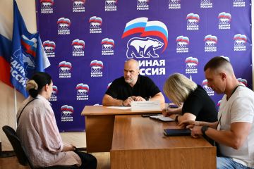 Сергей Желновач провел очередной прием граждан в Дебальцево