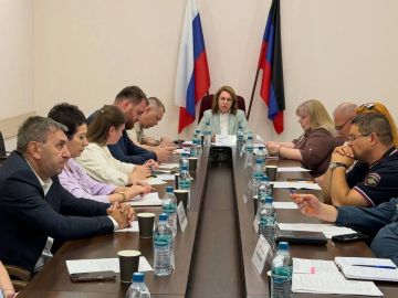 Под председательством вице-премьера Ларисы Толстыкиной состоялось заседание межведомственной рабочей группы по совершенствованию оказания первой помощи в ДНР