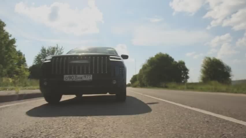 Автоэксперт Евгений Покровский дал советы в программе «Доброе утро» на Первом канале, как охладить автомобиль в жару, если не работает кондиционер