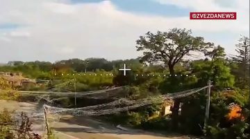 В груду металла превратились два робота-курьера ВСУ, которые пытались доставить боеприпасы боевикам в районе Дружковки