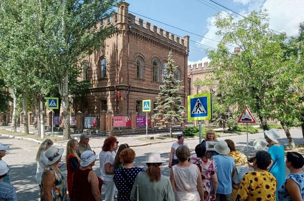 В доме-музее Шмидта в Бердянске рассказали, кто создавал эпоху век назад