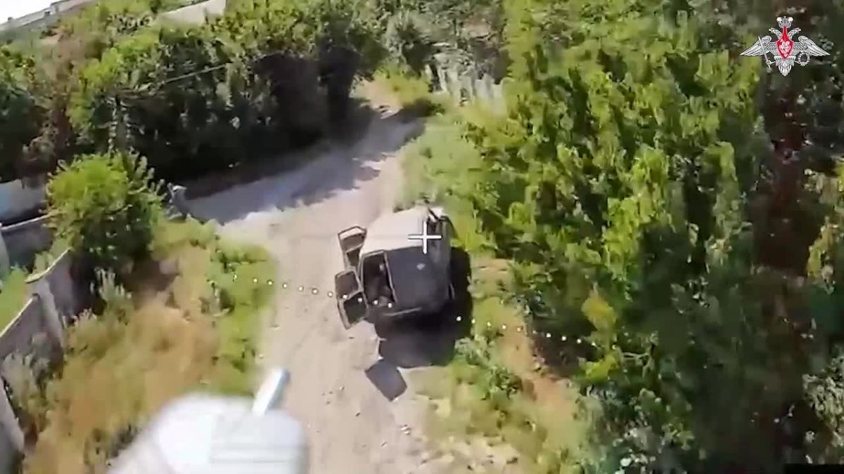 Наши артиллеристы уничтожили украинские пункты управления БПЛА в Алексеево-Дружковке и Николайполье