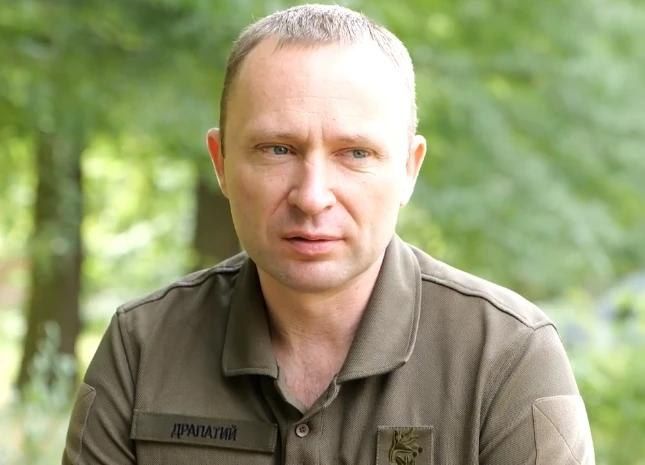 Зеленский сменил главкома ВСУ: вместо Сырского назначен Драпатый