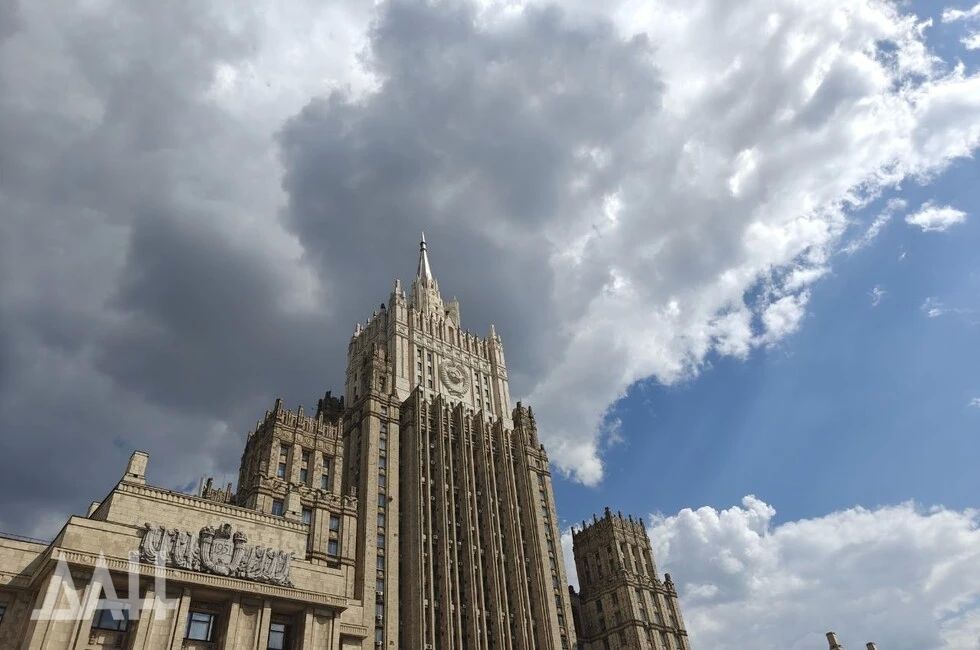 МИД: Киев видит убийство жителей Донбасса как развлечение и компьютерную игру