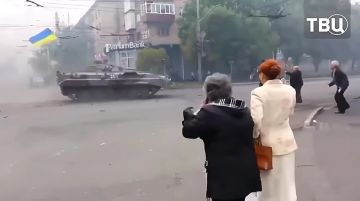 Новый главком ВСУ Драпатый был командиром батальона, который таранил мирных жителей Мариуполя на БМП